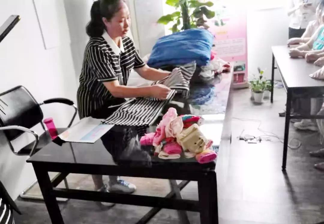 ��ķ��ɩ�ؠt����ɳ��B(t��i)����ȸ����ĩ��Ӗ(x��n)���c(di��n)æ��